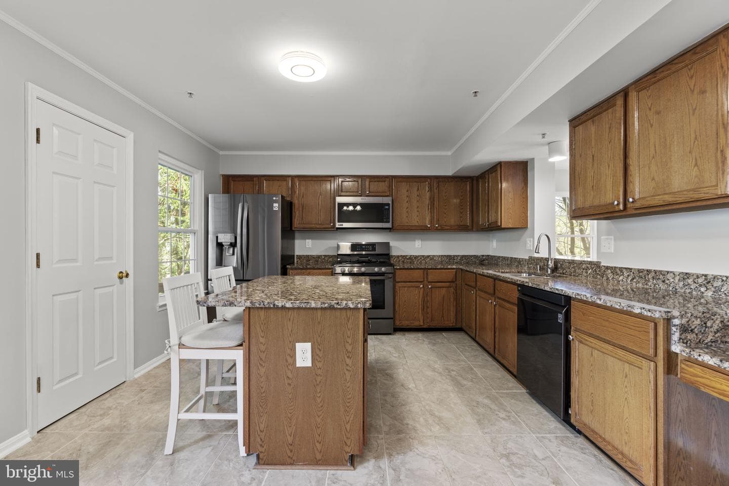 12239 Green Meadow Drive photo 14