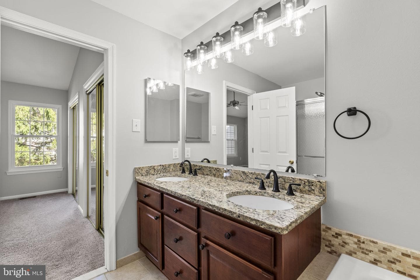 12239 Green Meadow Drive photo 28