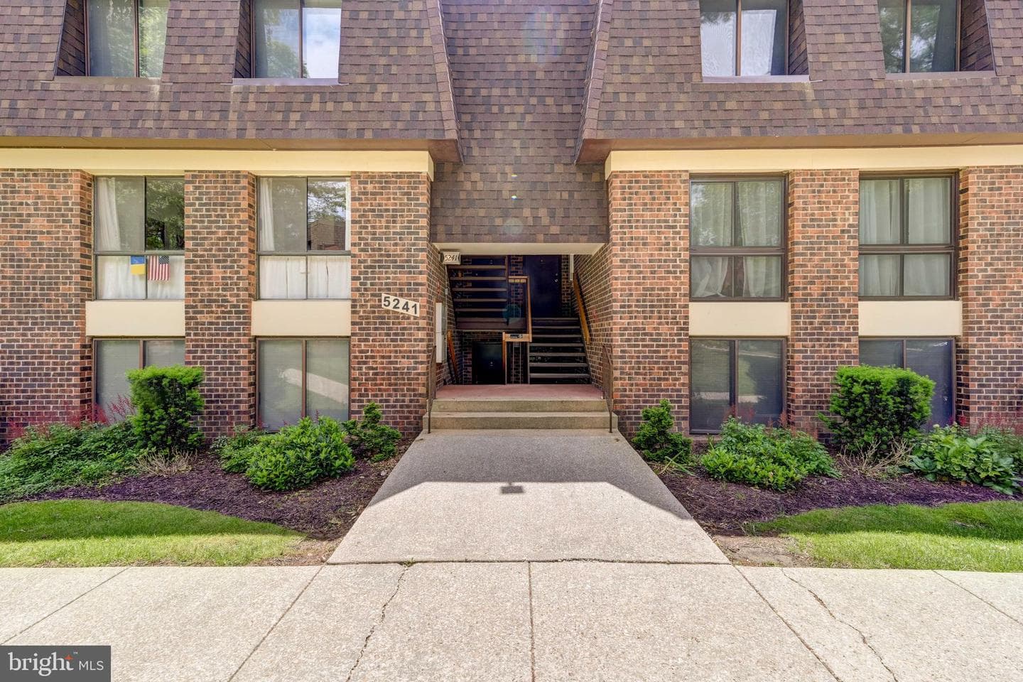 5241 W Running Brook Road #302, Columbia