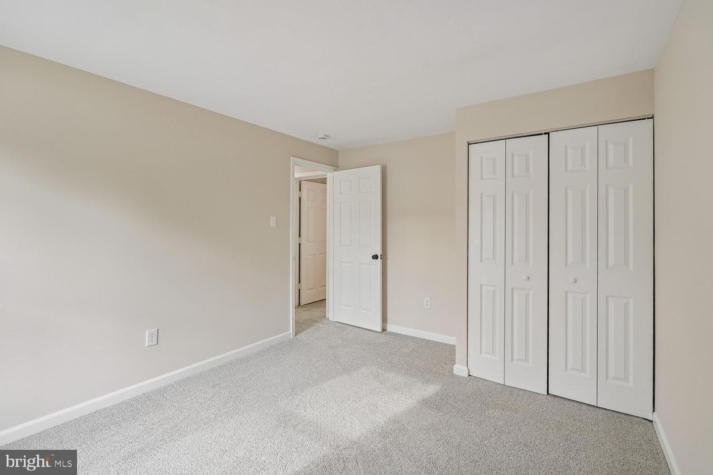 9955 Guilford Road photo 20