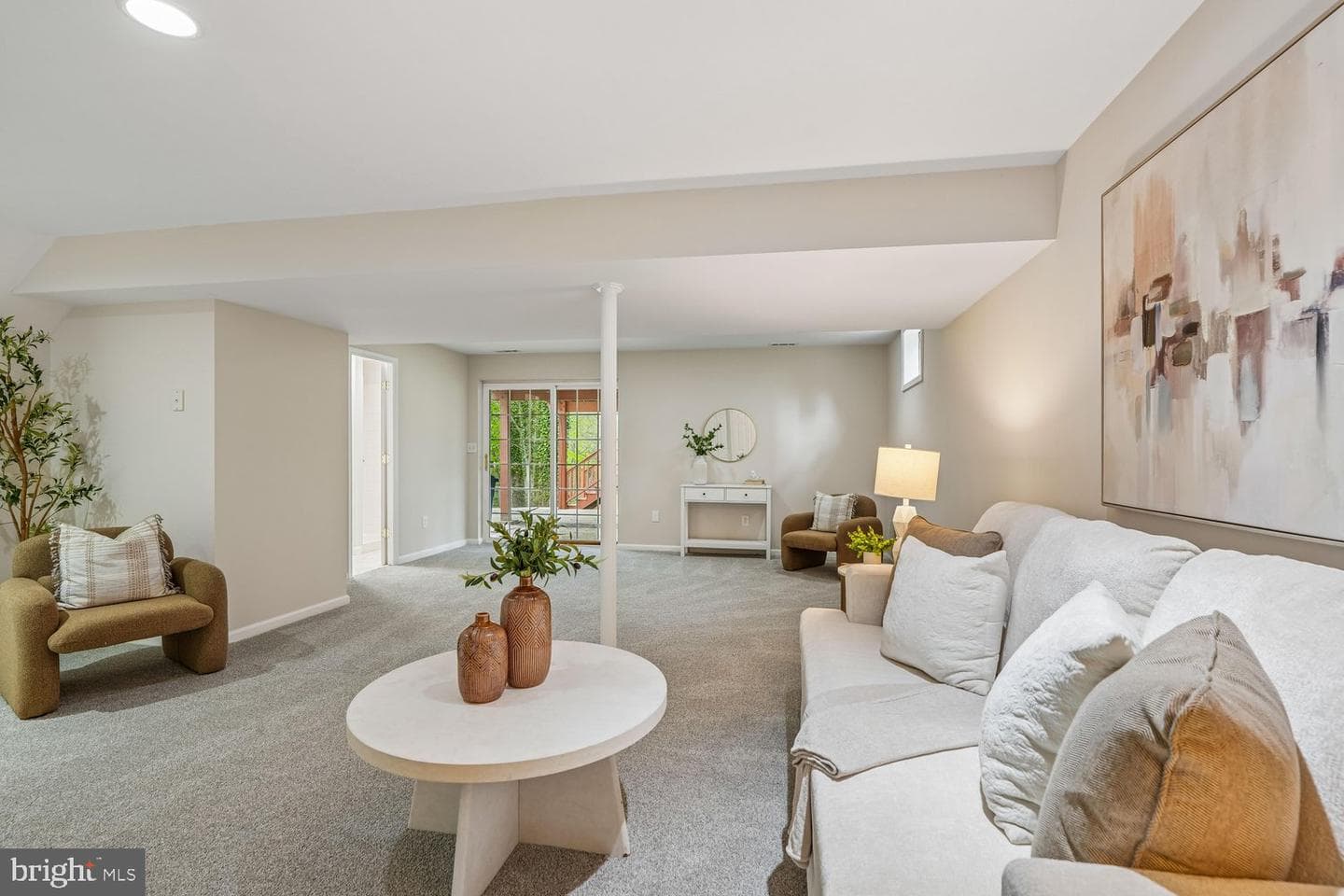 9955 Guilford Road photo 27