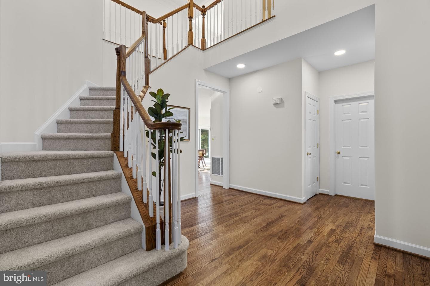 5248 Grovemont Drive photo 3