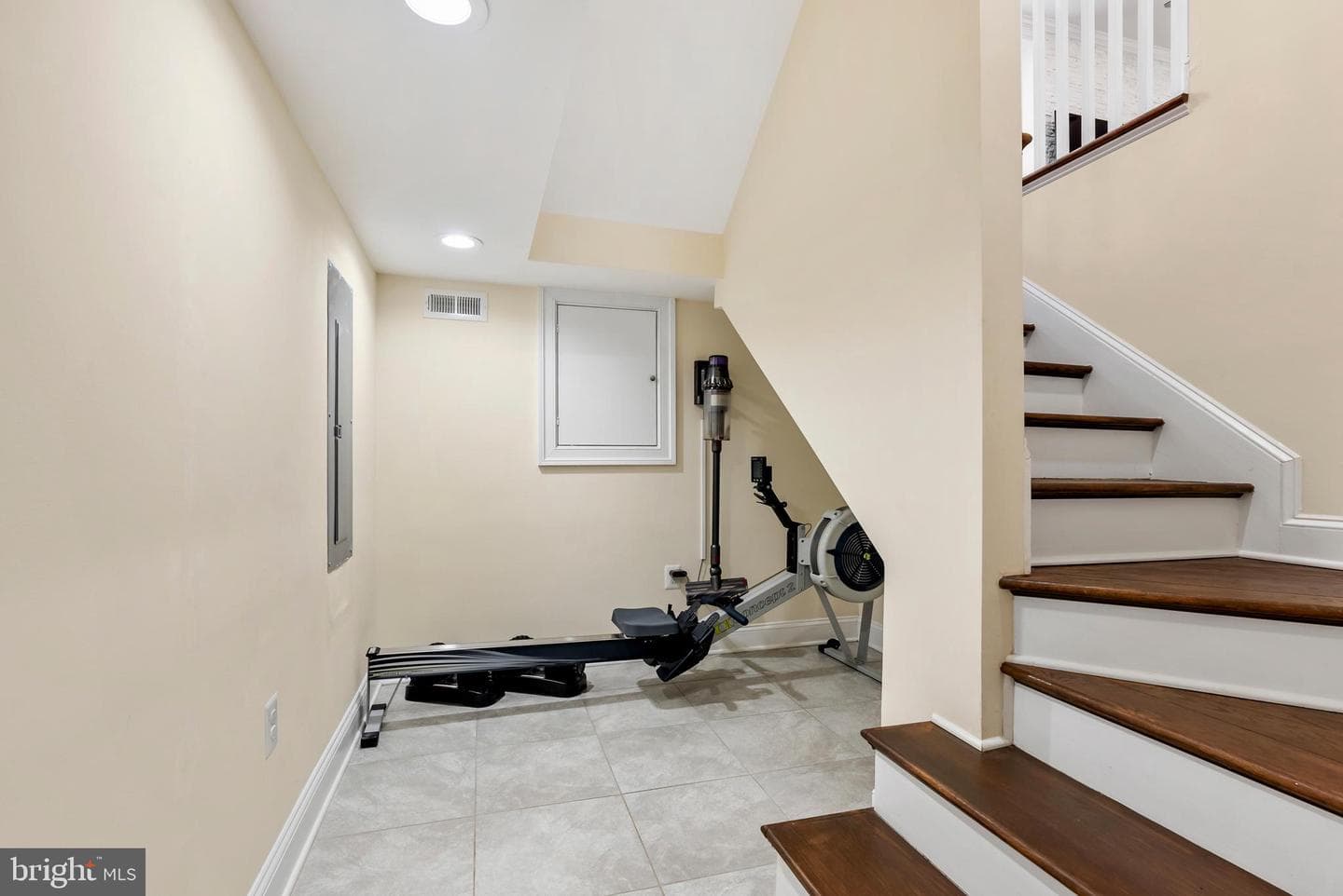 9316 All Saints Road photo 33