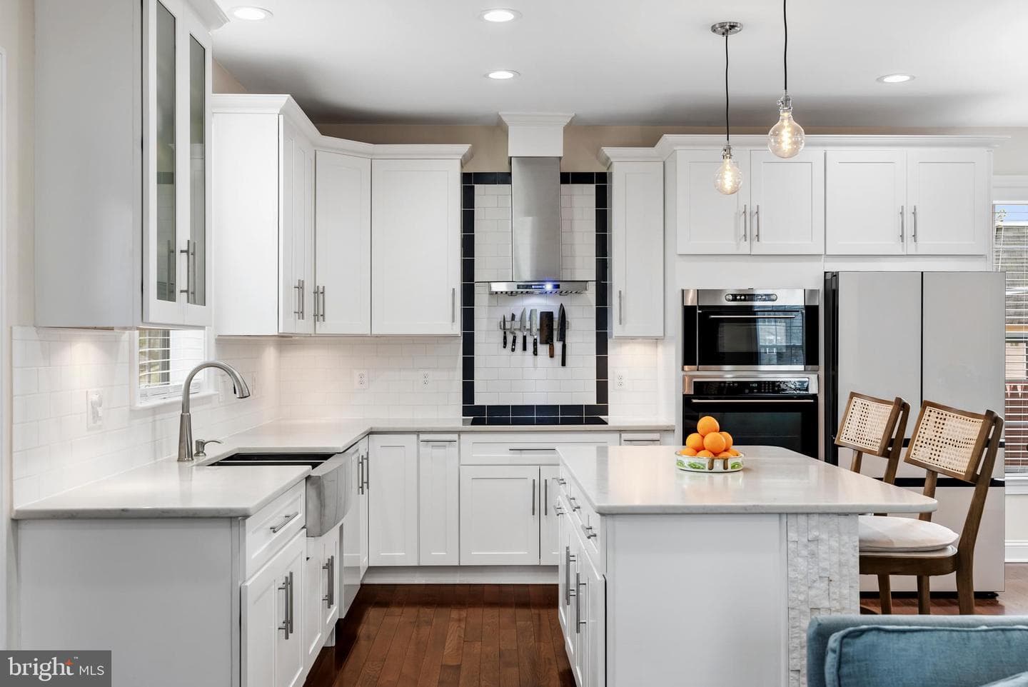9316 All Saints Road photo 8