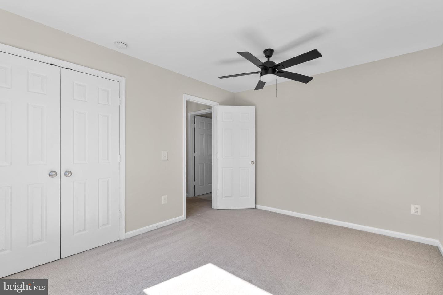 8525 Trail View Drive photo 28