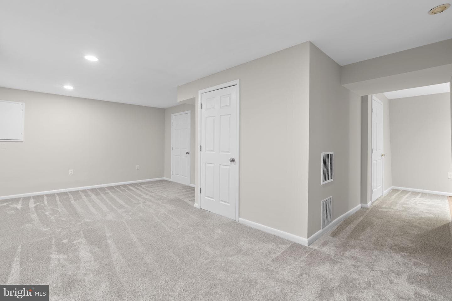8525 Trail View Drive photo 33