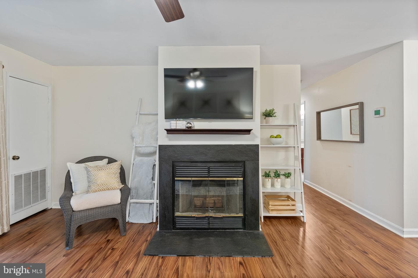 4910 Columbia Road #1 118 photo 16