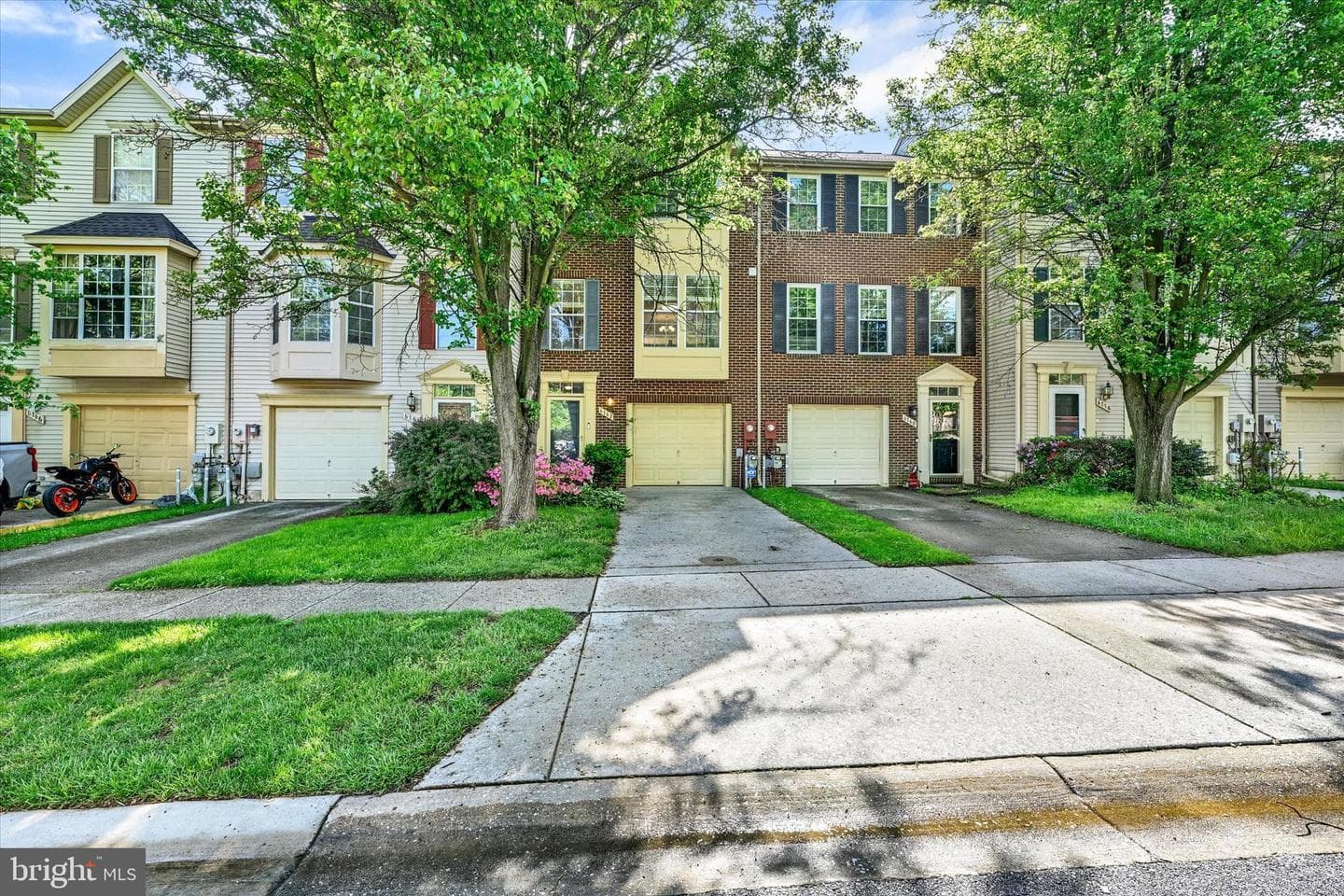 6162 Silver Arrows Way photo 2