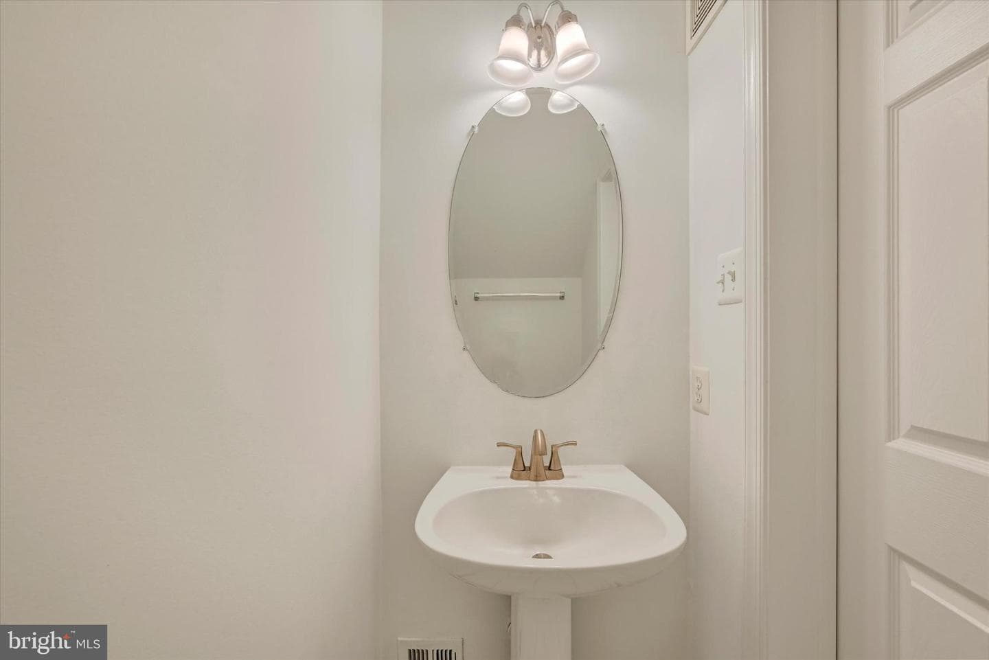 6162 Silver Arrows Way photo 9