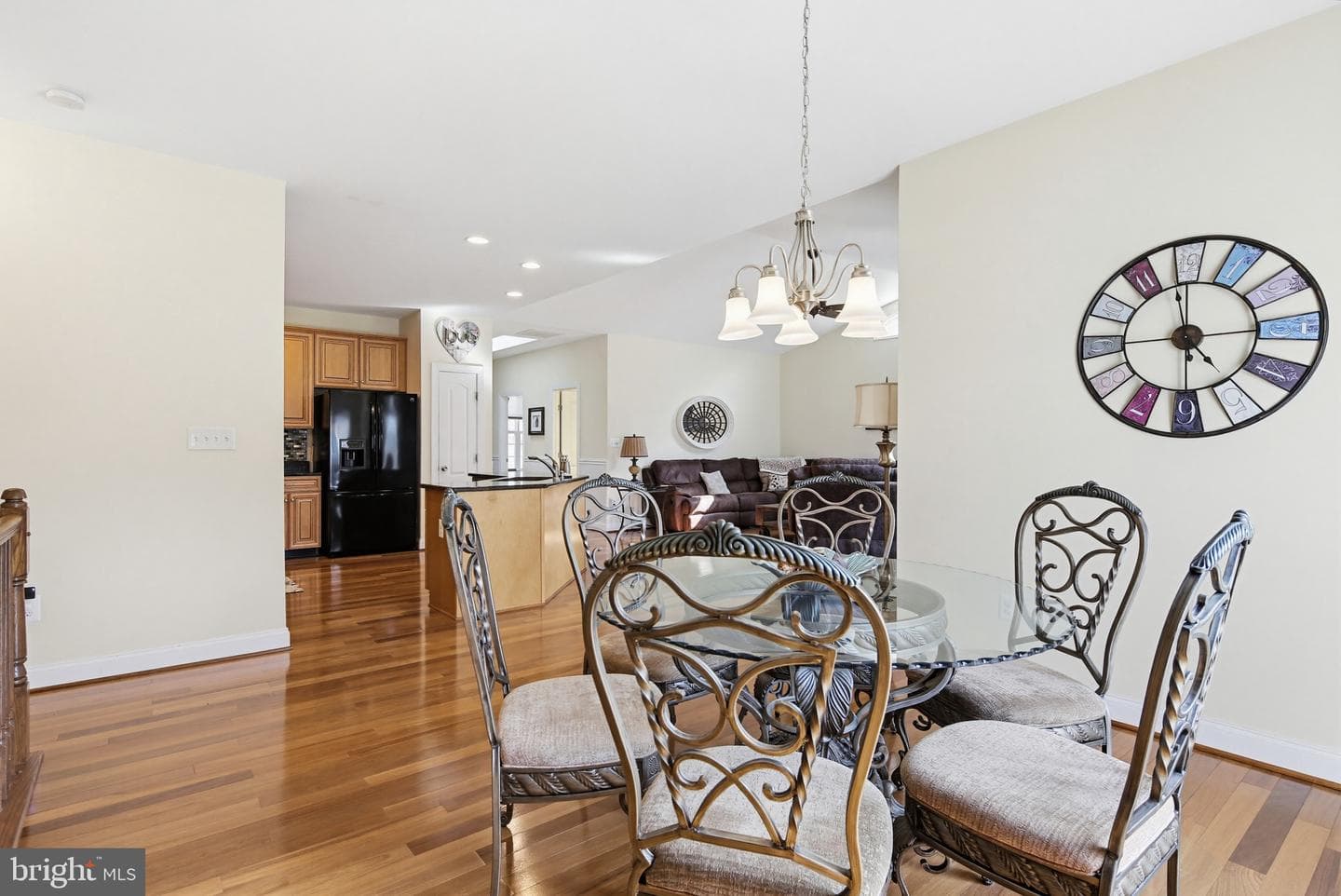 8951 Chapel Avenue photo 17