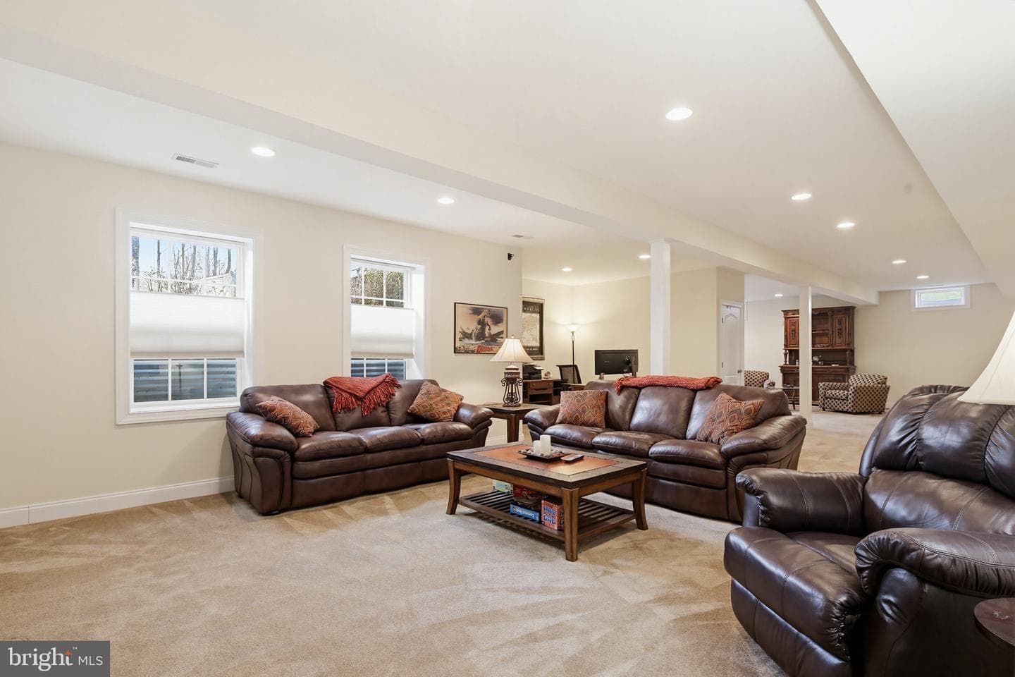 8951 Chapel Avenue photo 31