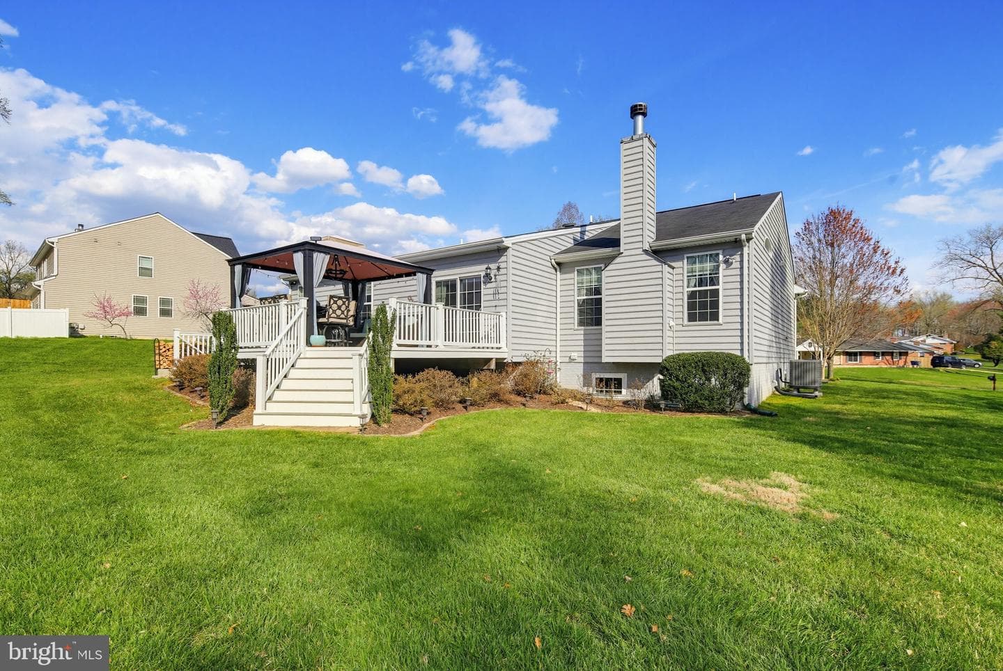 8951 Chapel Avenue photo 36