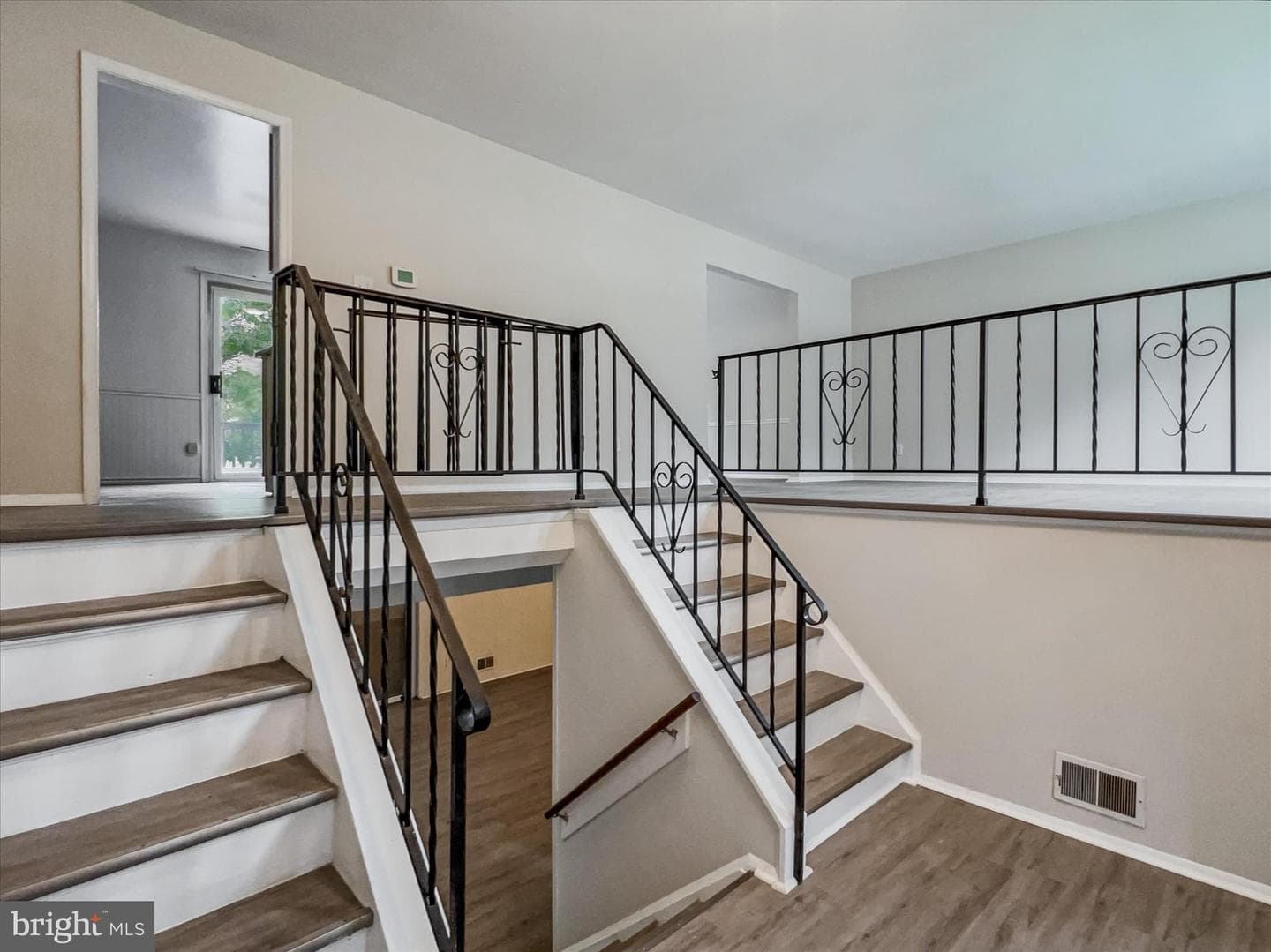 2618 Jonathan Road photo 3