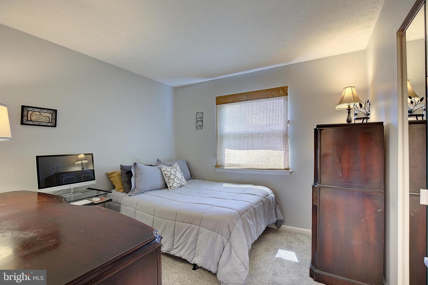 6421 Harthorn Avenue photo 18
