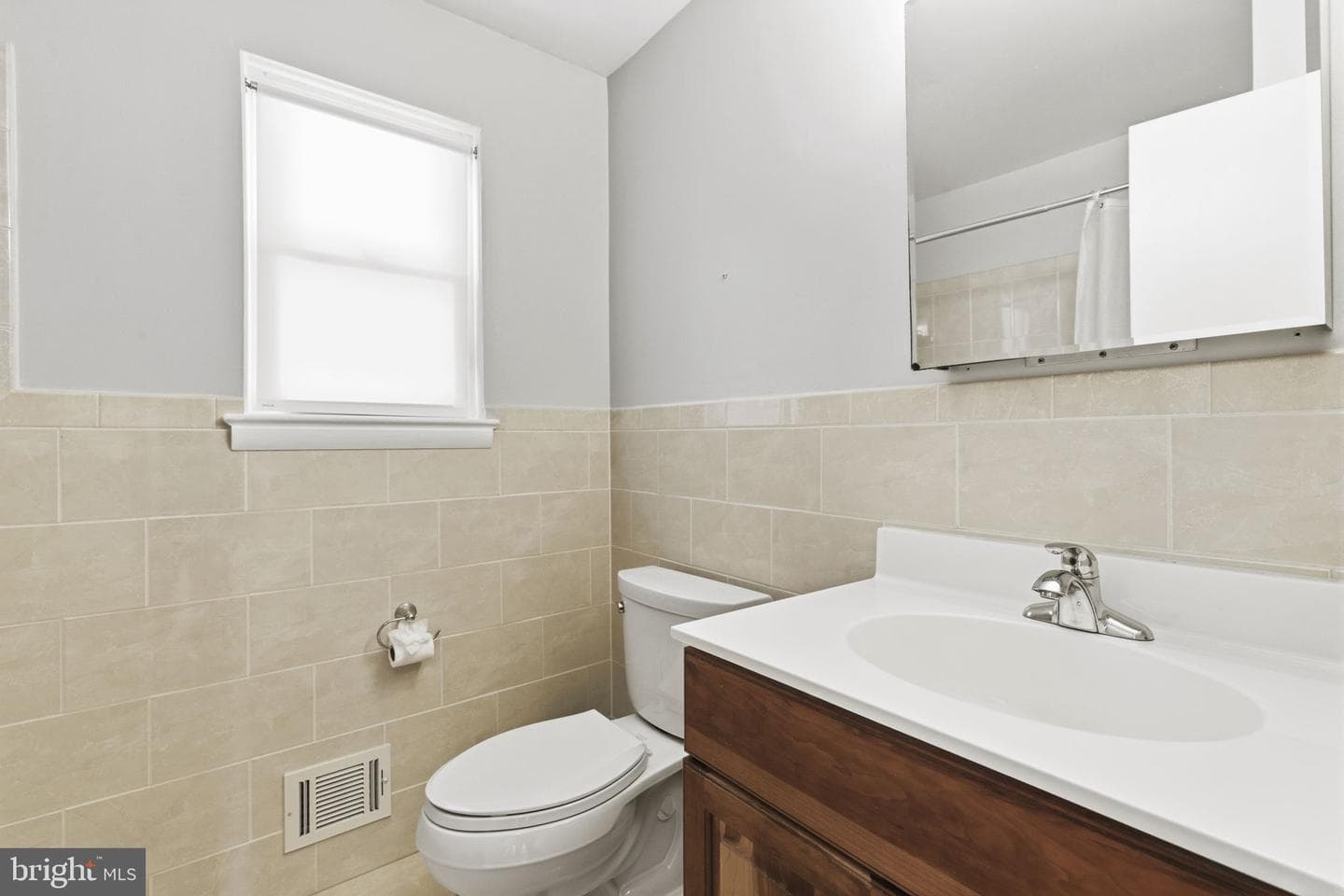 9827 Robinson Boulevard photo 17