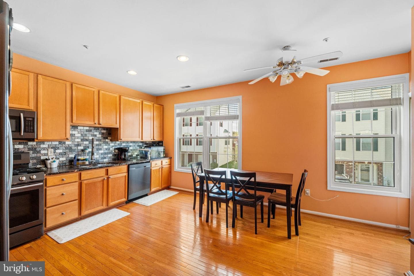 4940 Lee Farm Court #94 photo 15