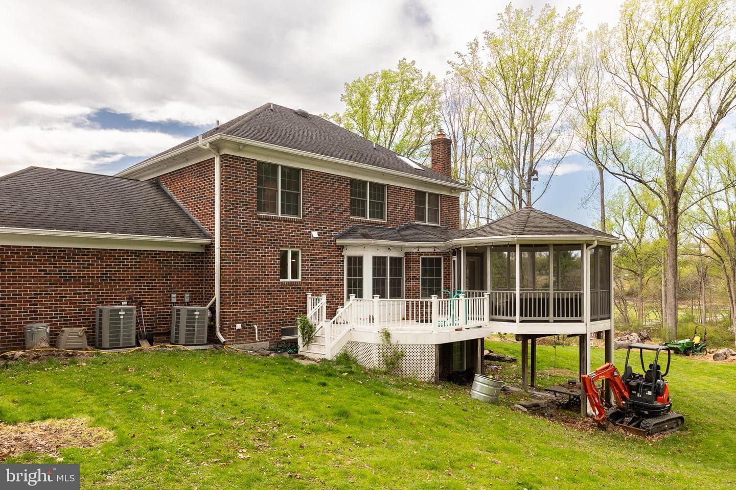 13576 Highland Road photo 15