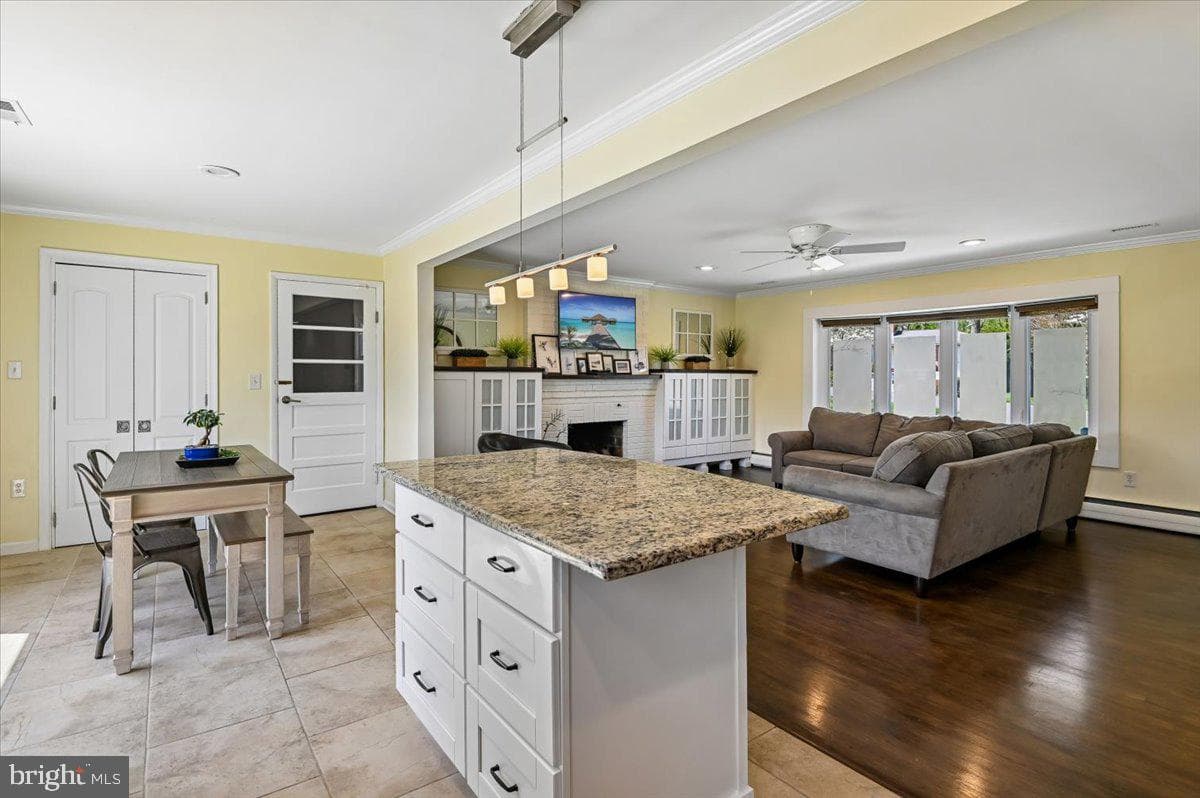 10121 Colonial Drive photo 4