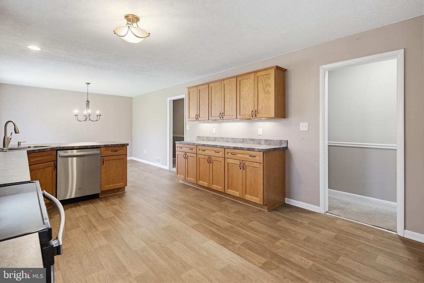 15884 Meadow Walk Road photo 18