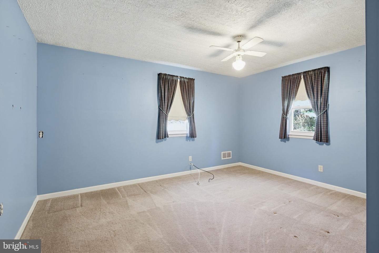 15884 Meadow Walk Road photo 26