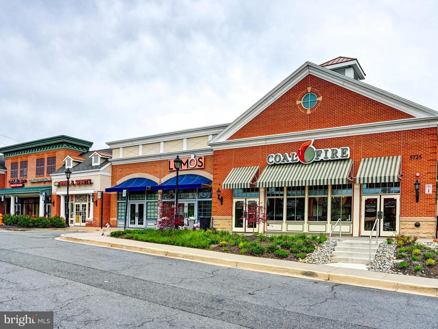 8381 Montgomery Run Road Road #c photo 31