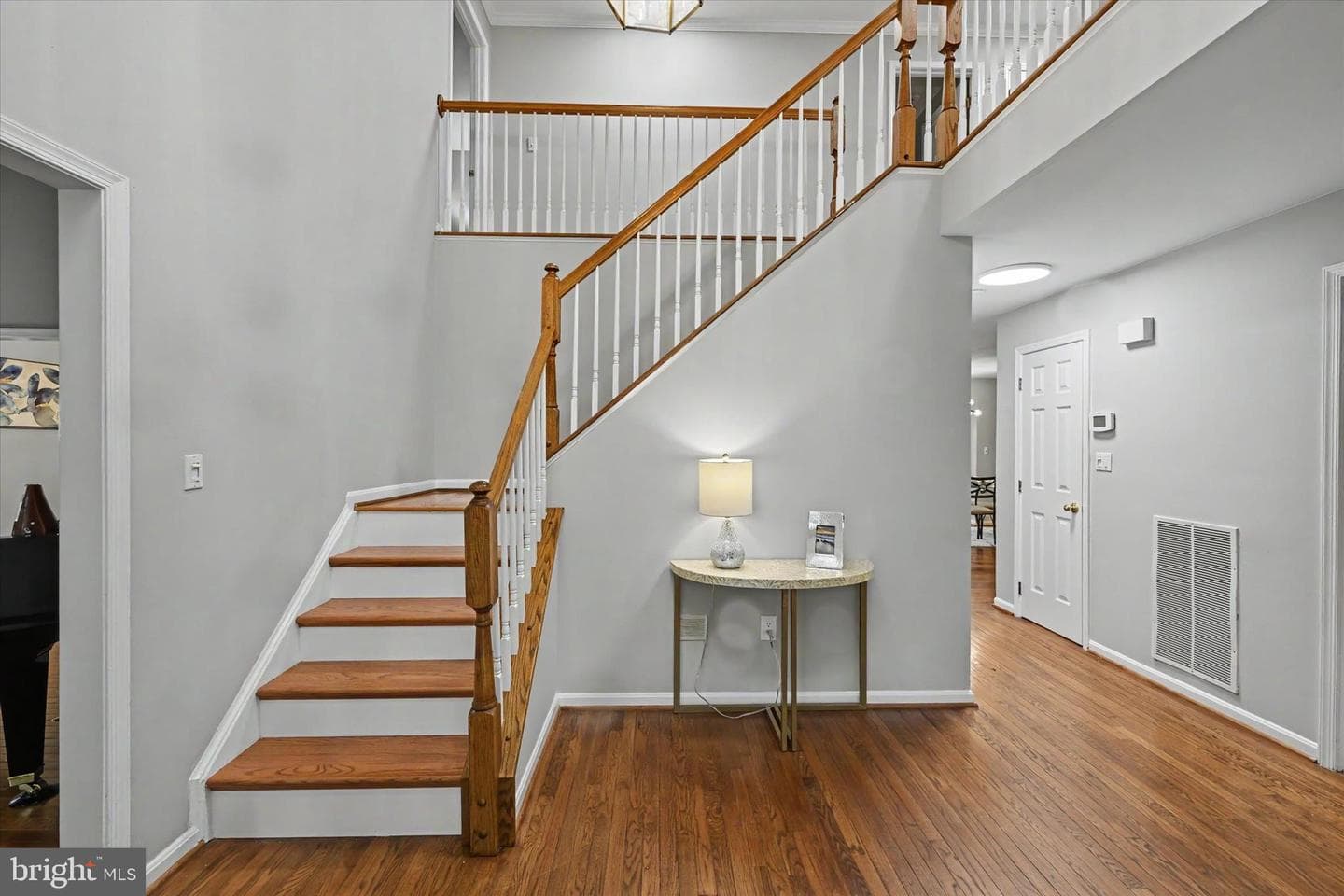 8033 Crest Road photo 4