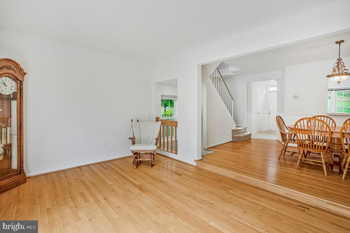 8800 Birchwood Way photo 18