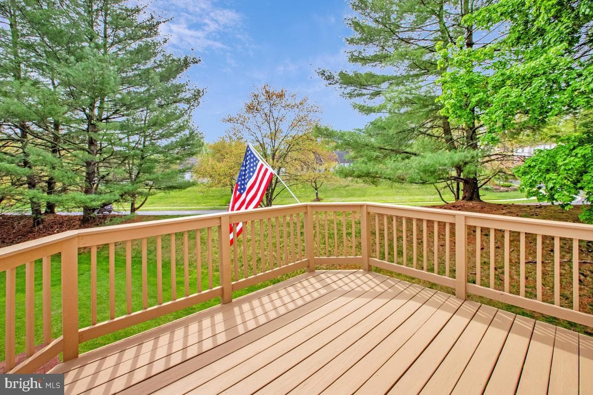 8800 Birchwood Way photo 5
