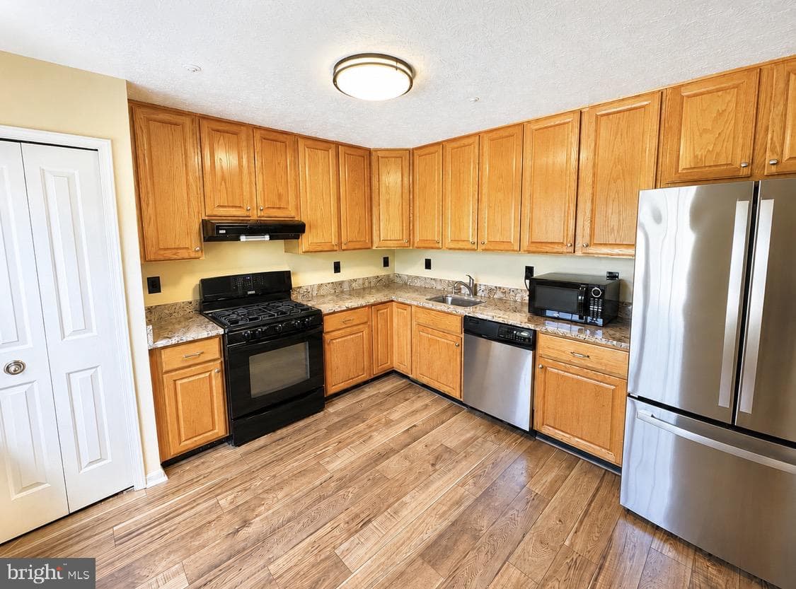 9214 Brewington Lane photo 2
