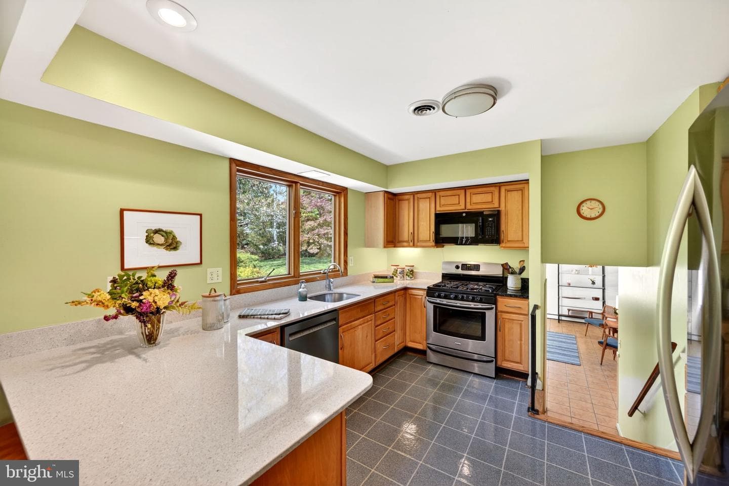 9221 Spring Valley Road photo 20