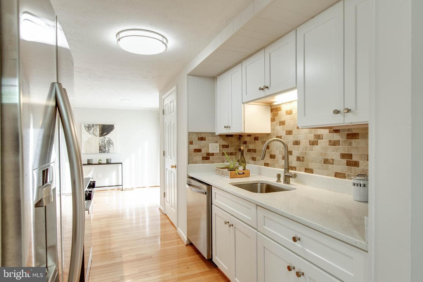 6668 Buckstone Court photo 14