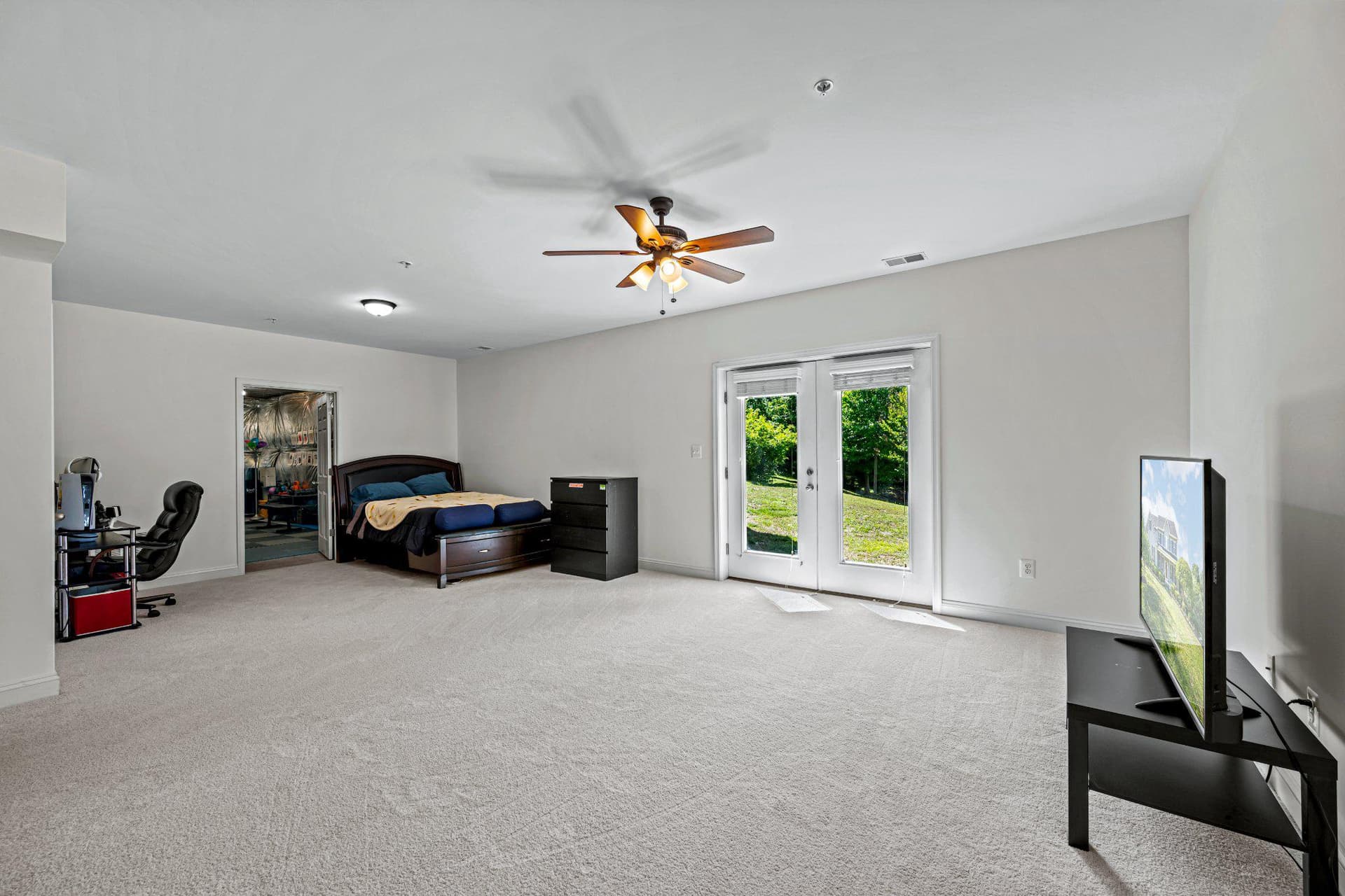 10693 Harding Road photo 45