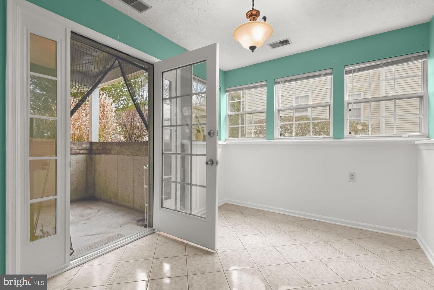 6205 Sandpiper Court #201 photo 10
