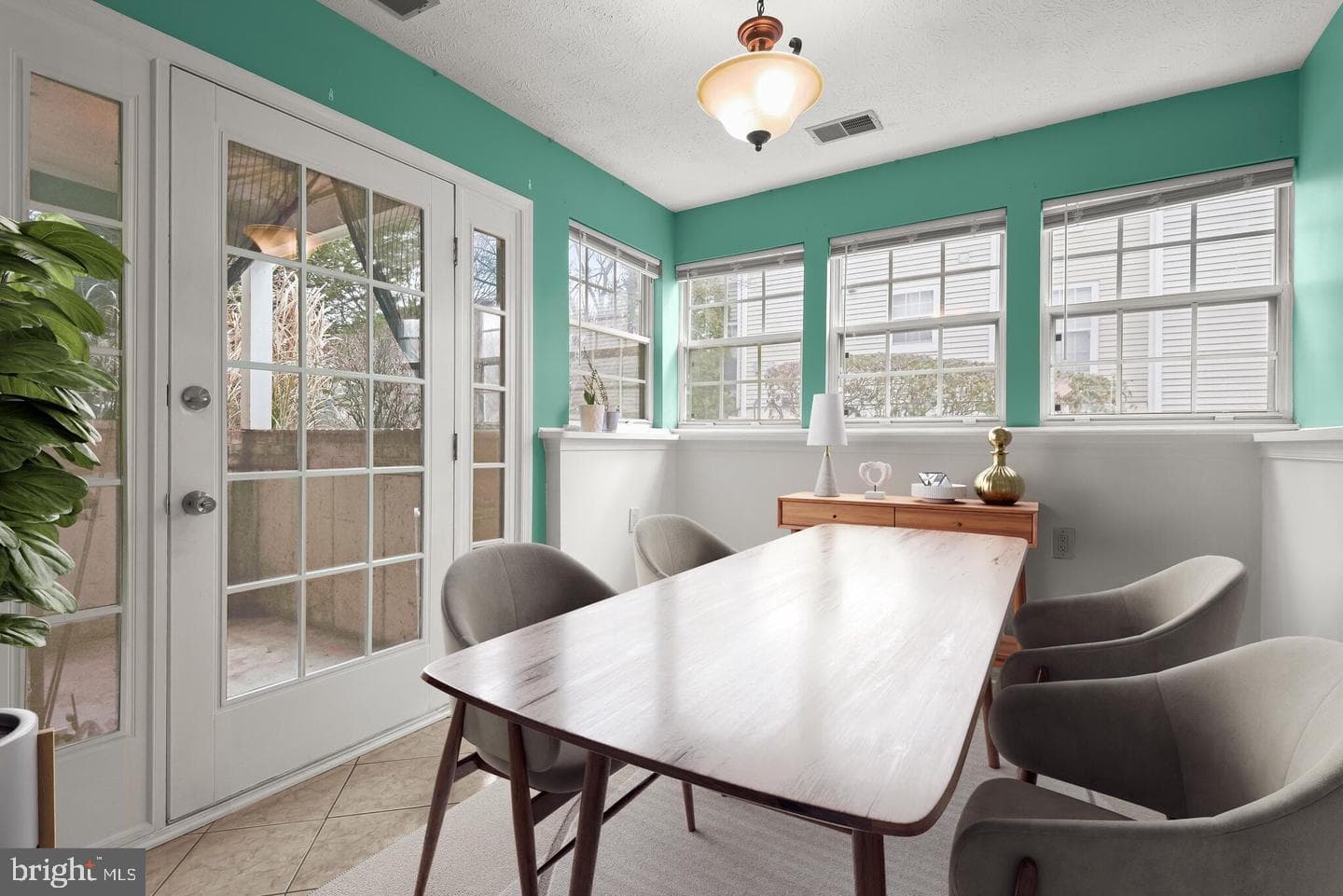 6205 Sandpiper Court #201 photo 9