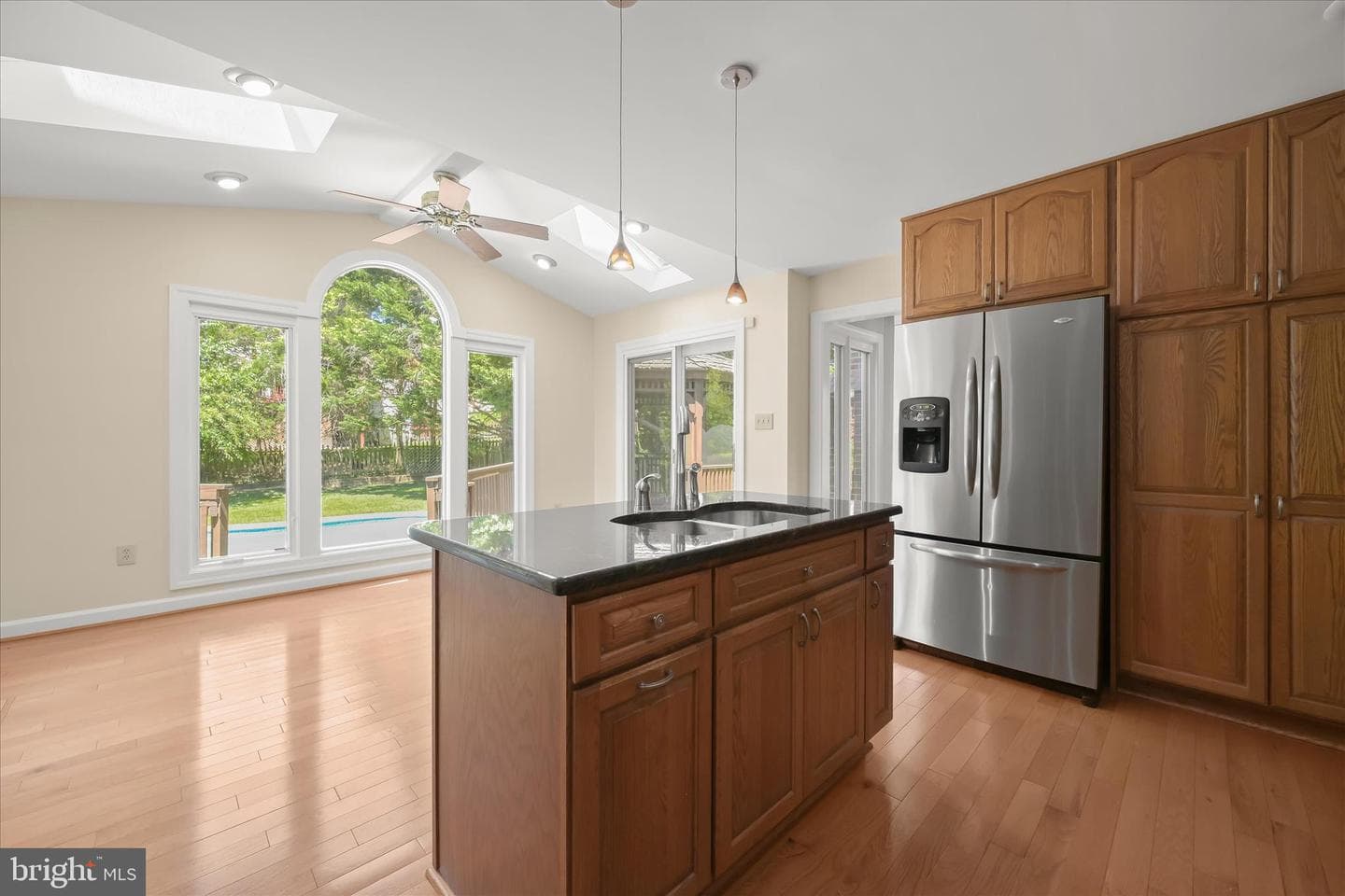 8649 Goldenstraw Lane photo 25