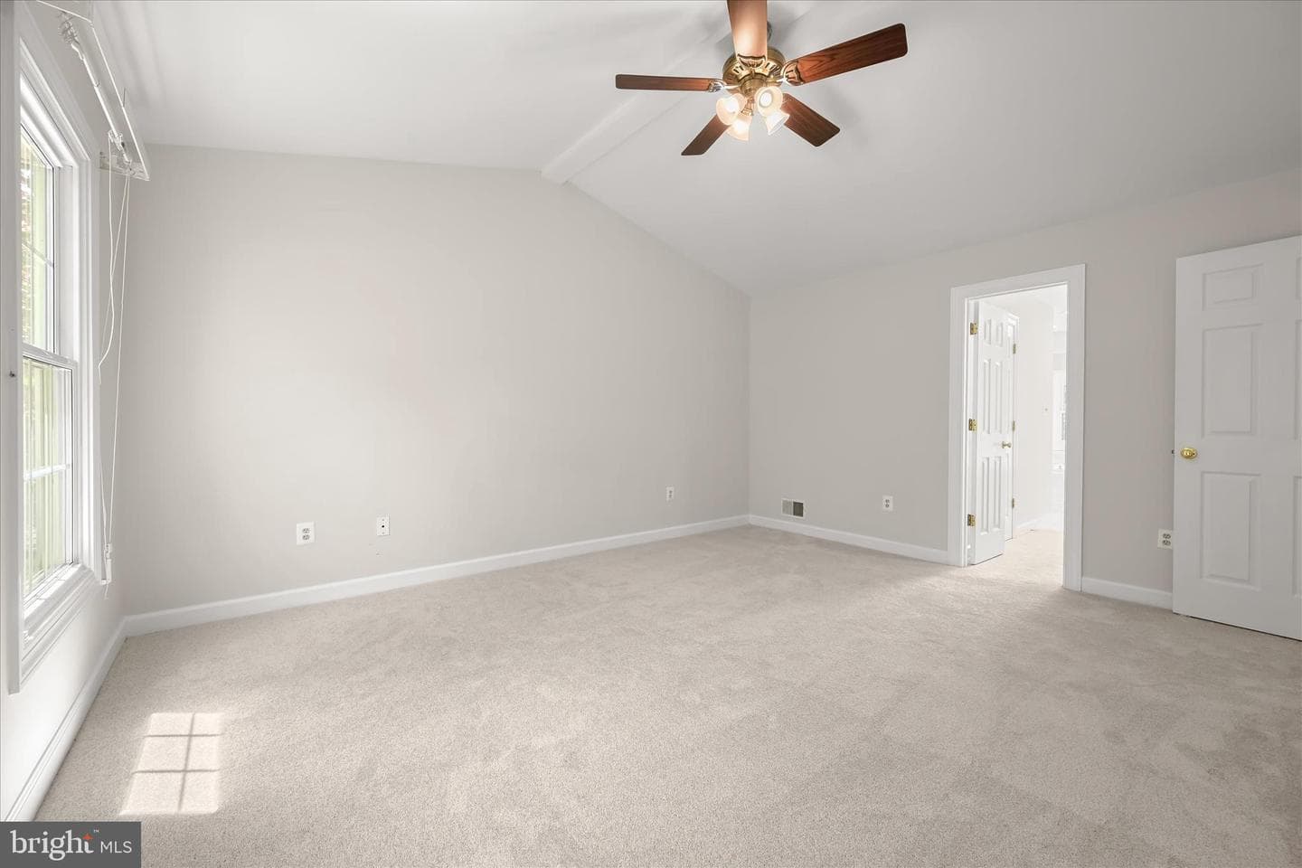 8649 Goldenstraw Lane photo 35