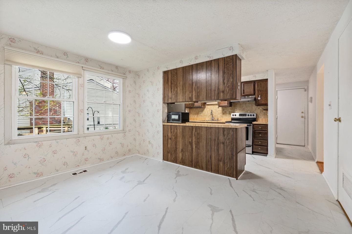 9575 Angelina Circle photo 11