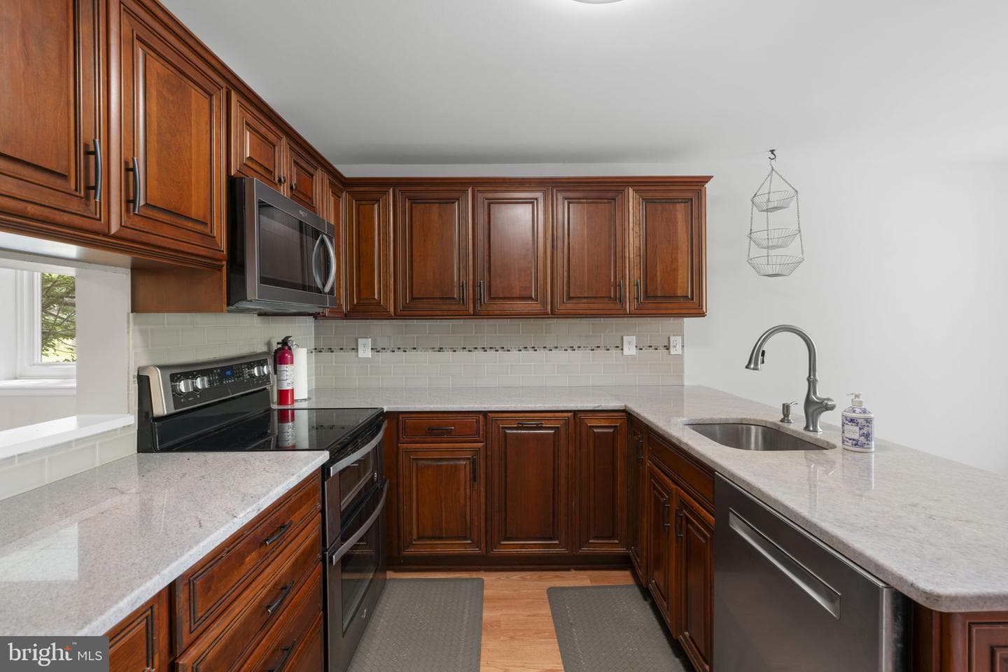 8902 Skyrock Court photo 16