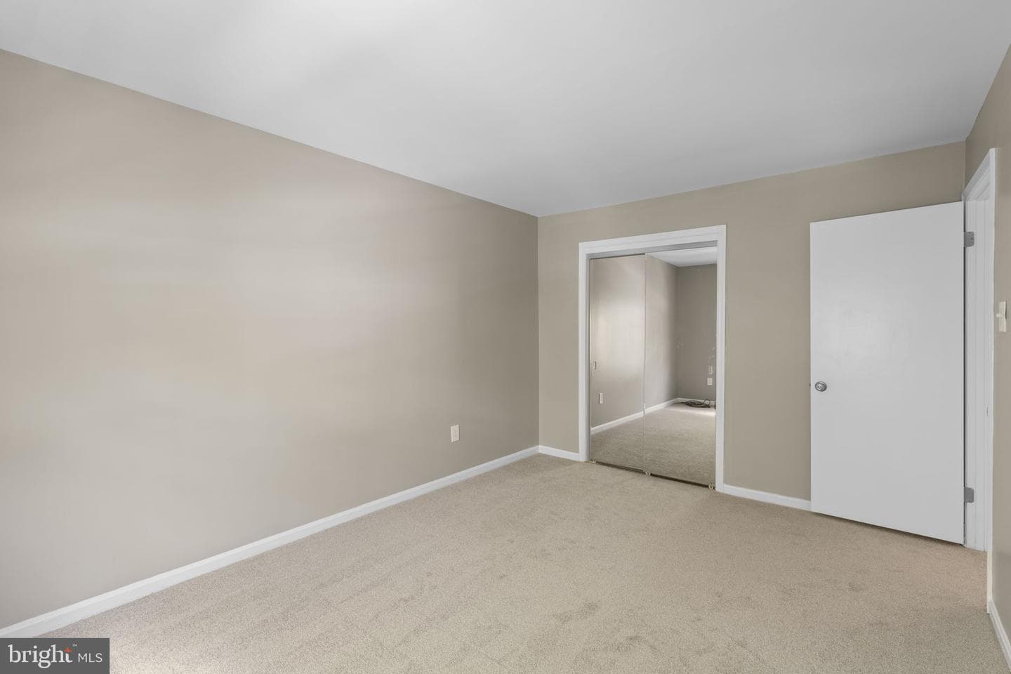 10314 College Square photo 31