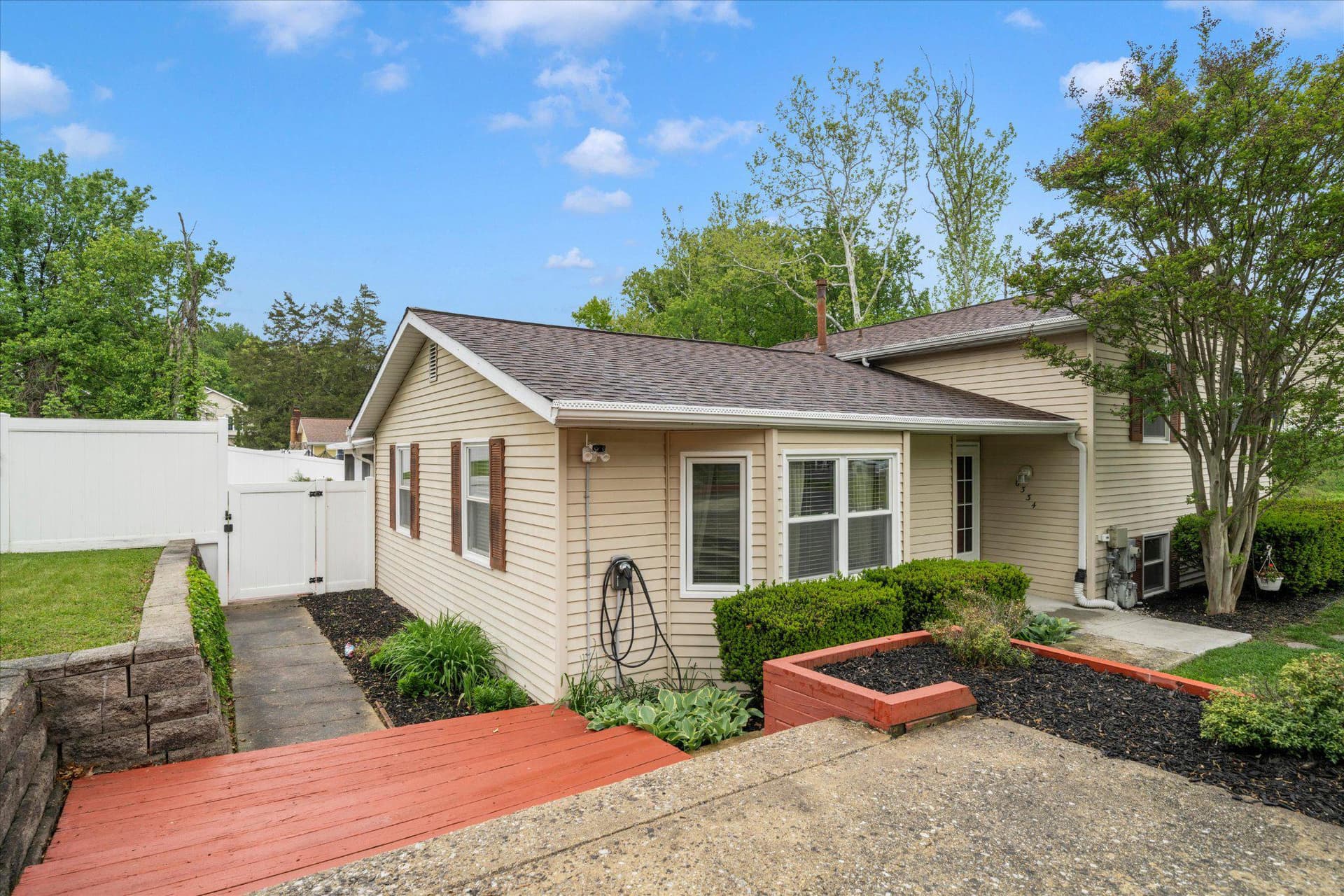 6334 Euclid Avenue photo 51