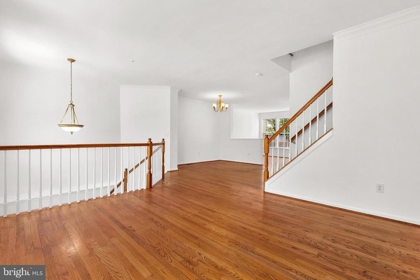 8769 Stonehouse Drive photo 8