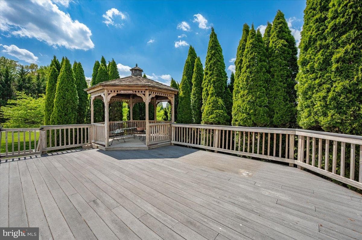 1280 Saint Michaels Road photo 30