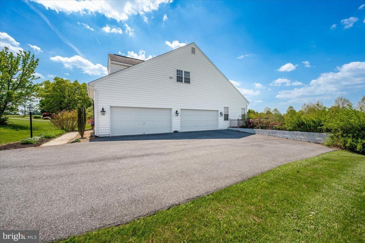 1280 Saint Michaels Road photo 39