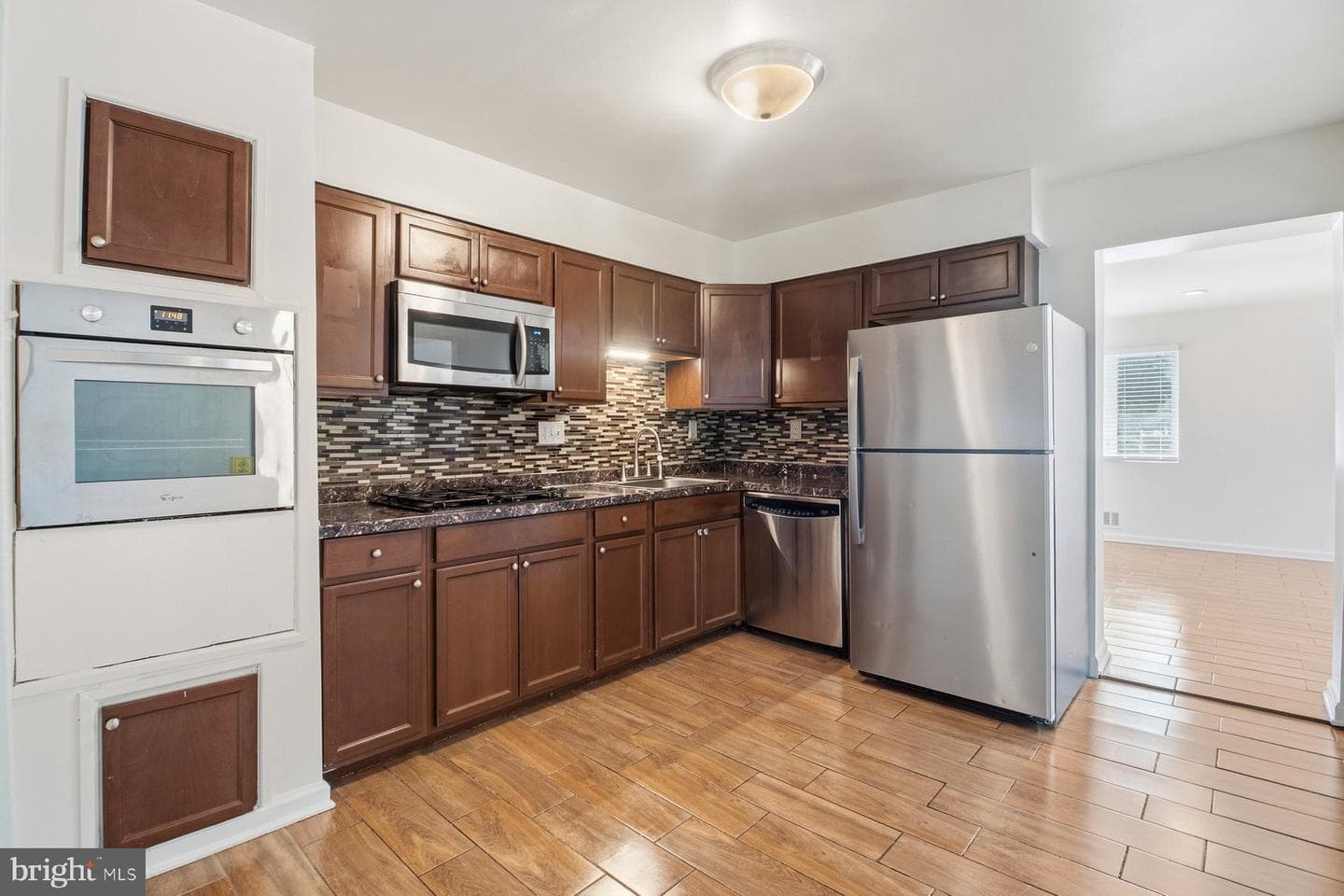 9308 All Saints Road photo 15