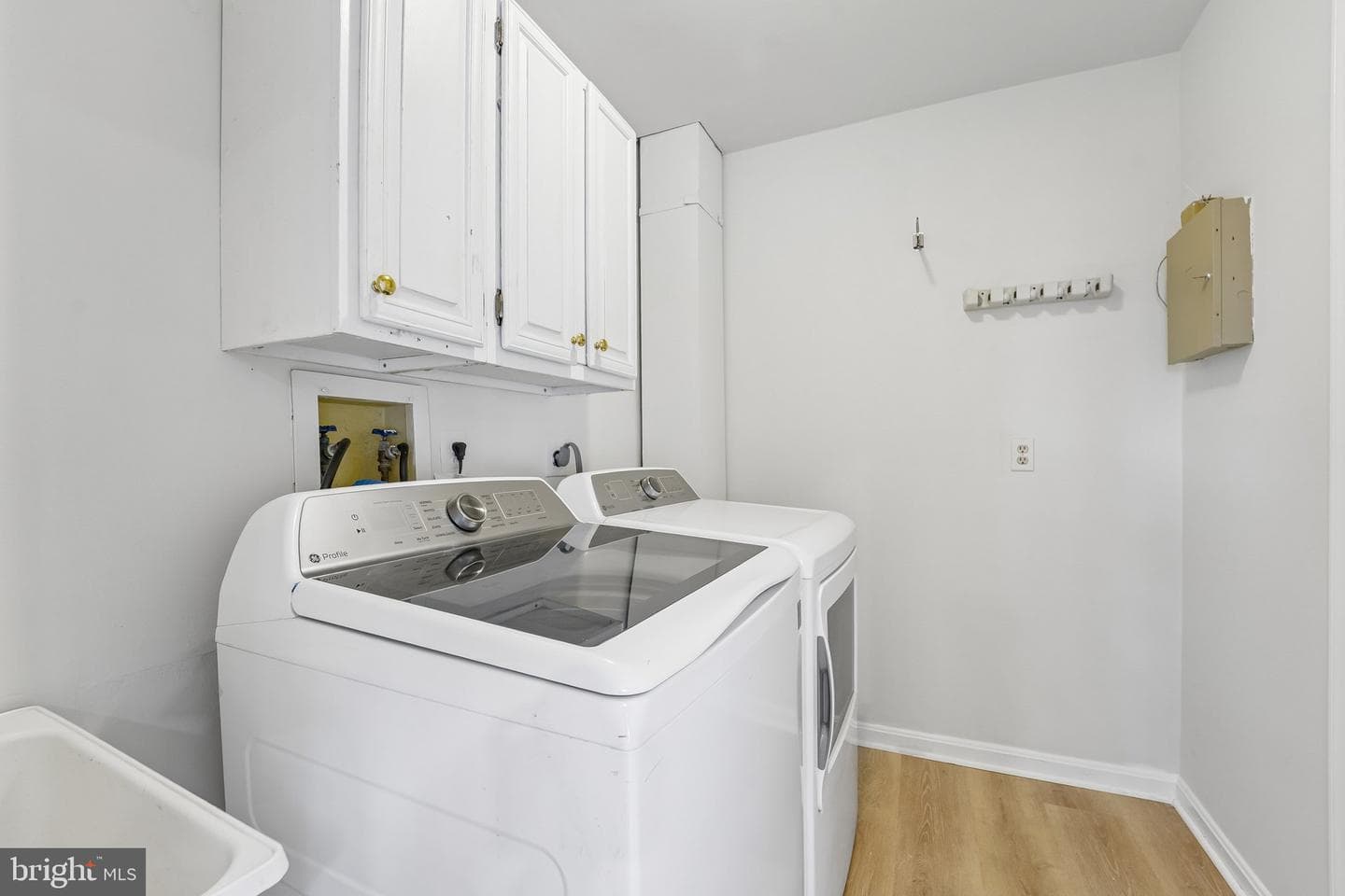 6652 Prestwick Drive photo 12