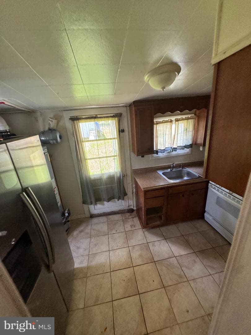8434 Commercial Street photo 9