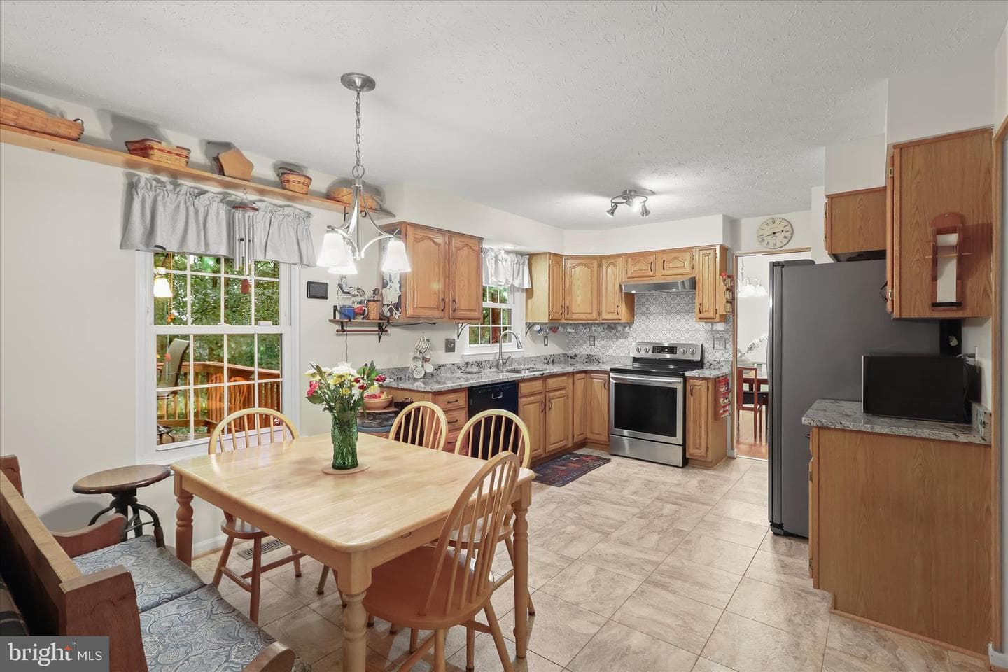 6424 Wesley Lane photo 13