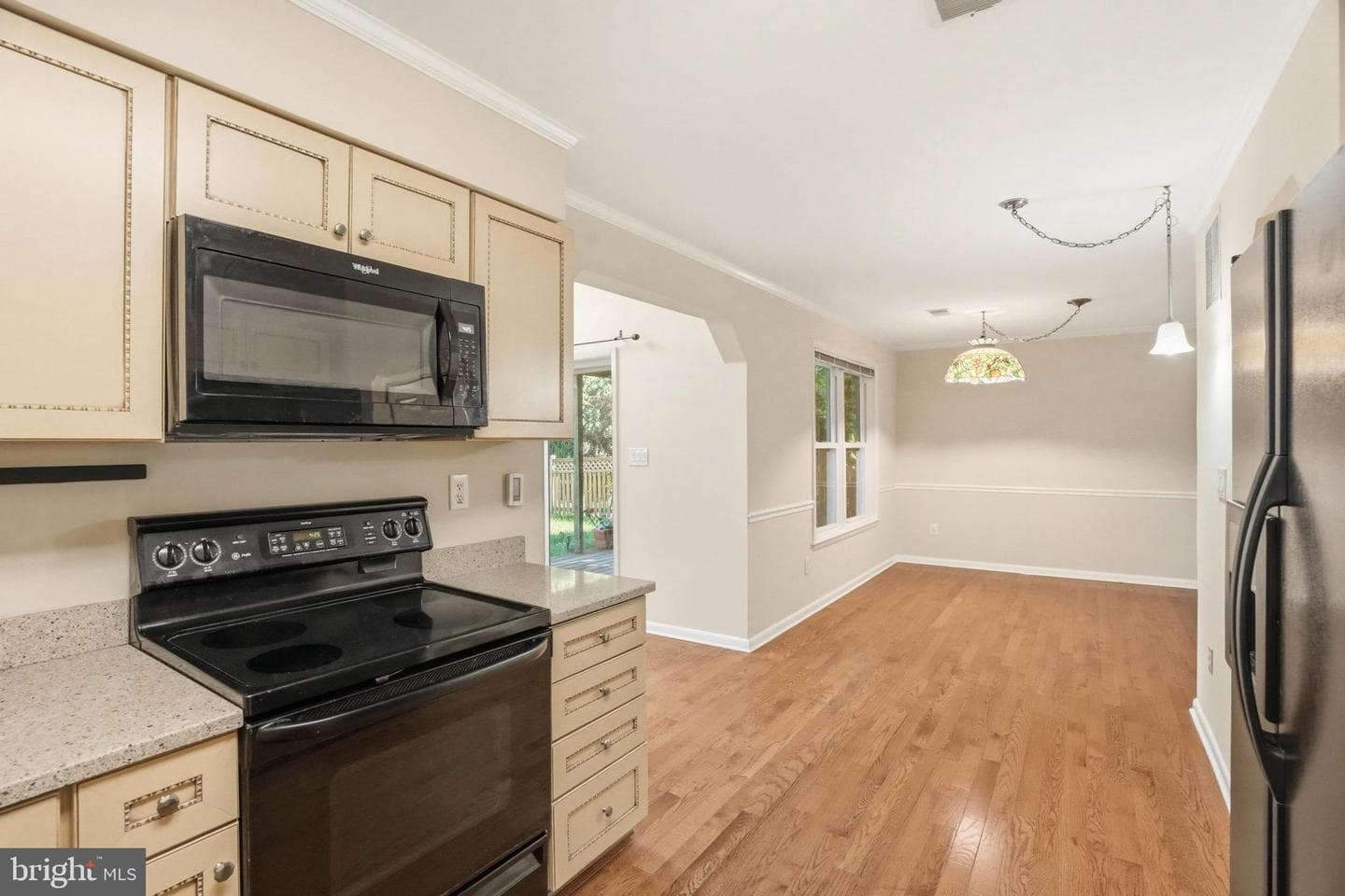 6717 Sewells Orchard Drive photo 11
