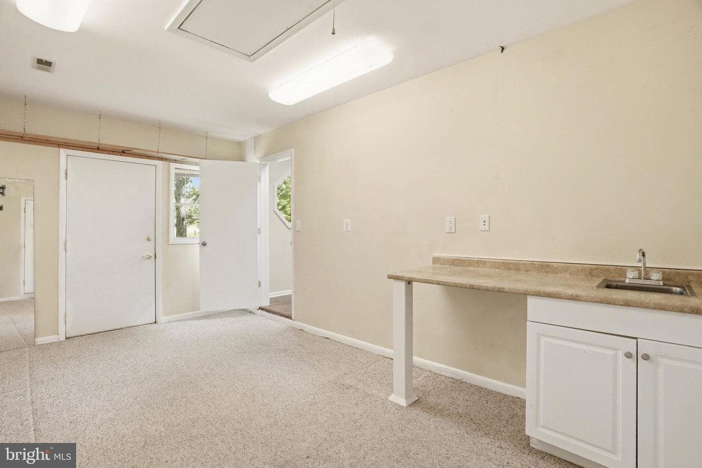 6717 Sewells Orchard Drive photo 17