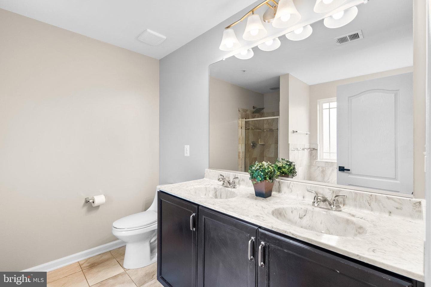 7368 Cedar Ave. photo 16